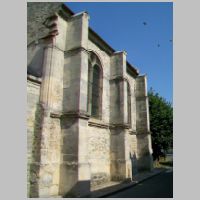 Photo Pierre Poschadel, Wikipedia, Chapelle laterale sud, vue depuis le sud-ouest.jpg